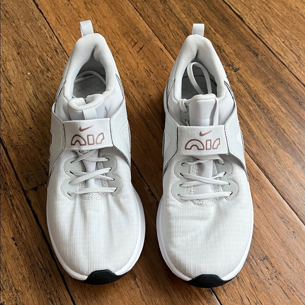 Nike AirMax Women’s Size 7.5 - Picture 2 of 5